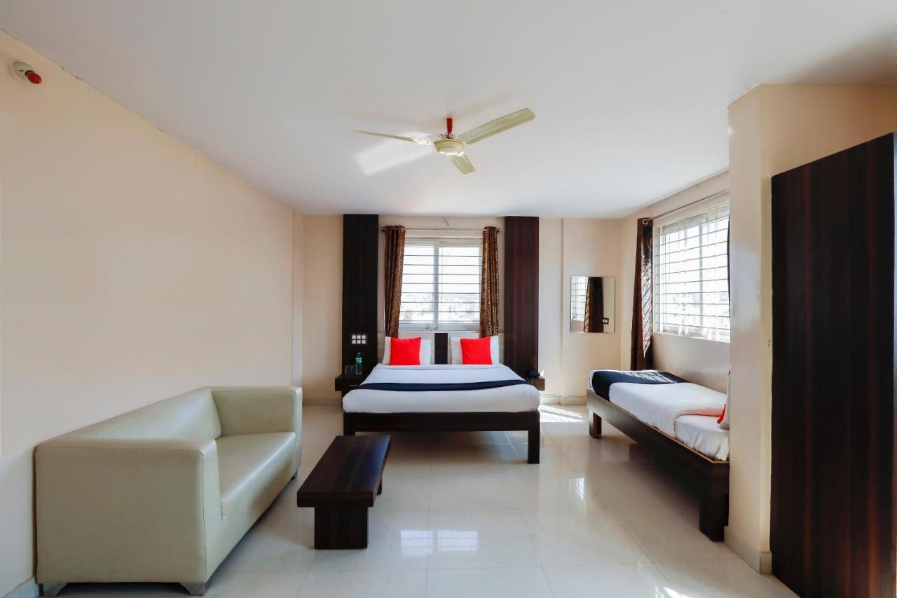 העיר בנגלור Capital O 70534 Habitat Suites And Rooms מראה חיצוני תמונה