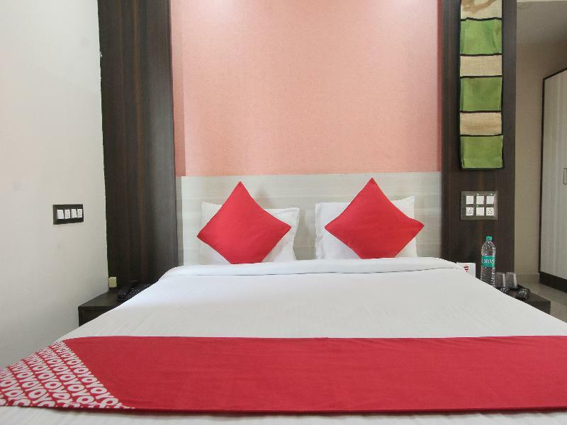 העיר בנגלור Capital O 70534 Habitat Suites And Rooms מראה חיצוני תמונה