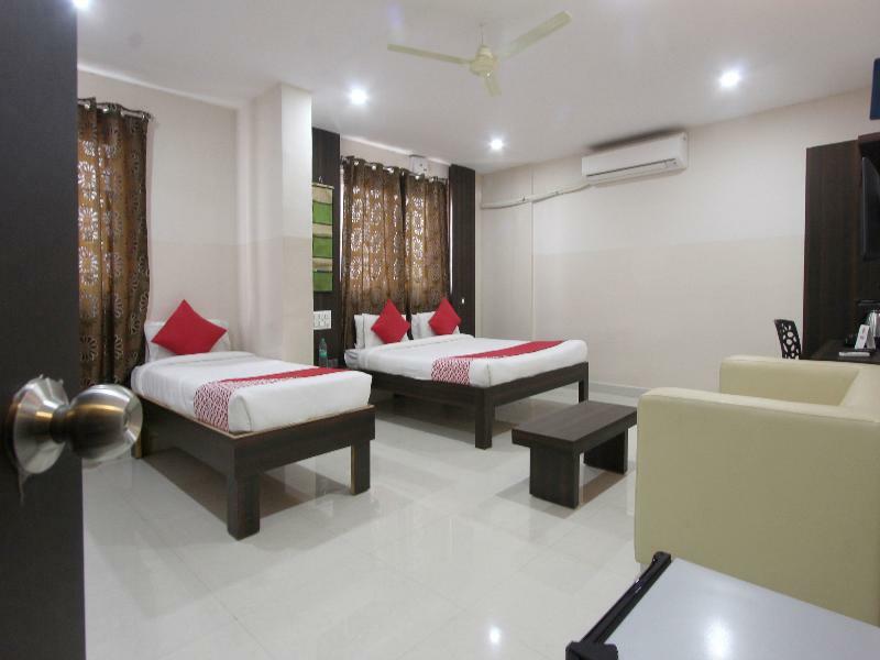 העיר בנגלור Capital O 70534 Habitat Suites And Rooms מראה חיצוני תמונה