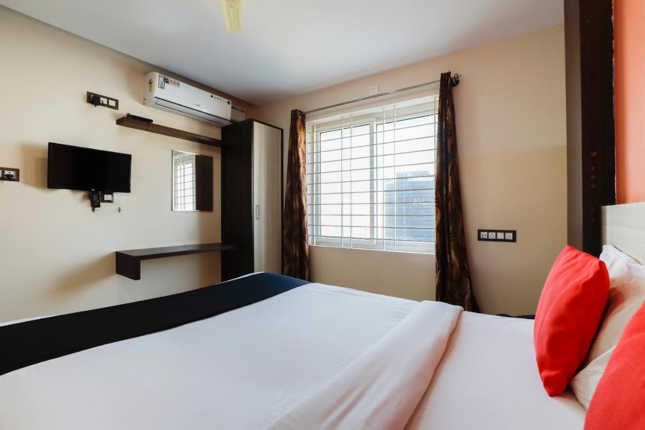 העיר בנגלור Capital O 70534 Habitat Suites And Rooms מראה חיצוני תמונה