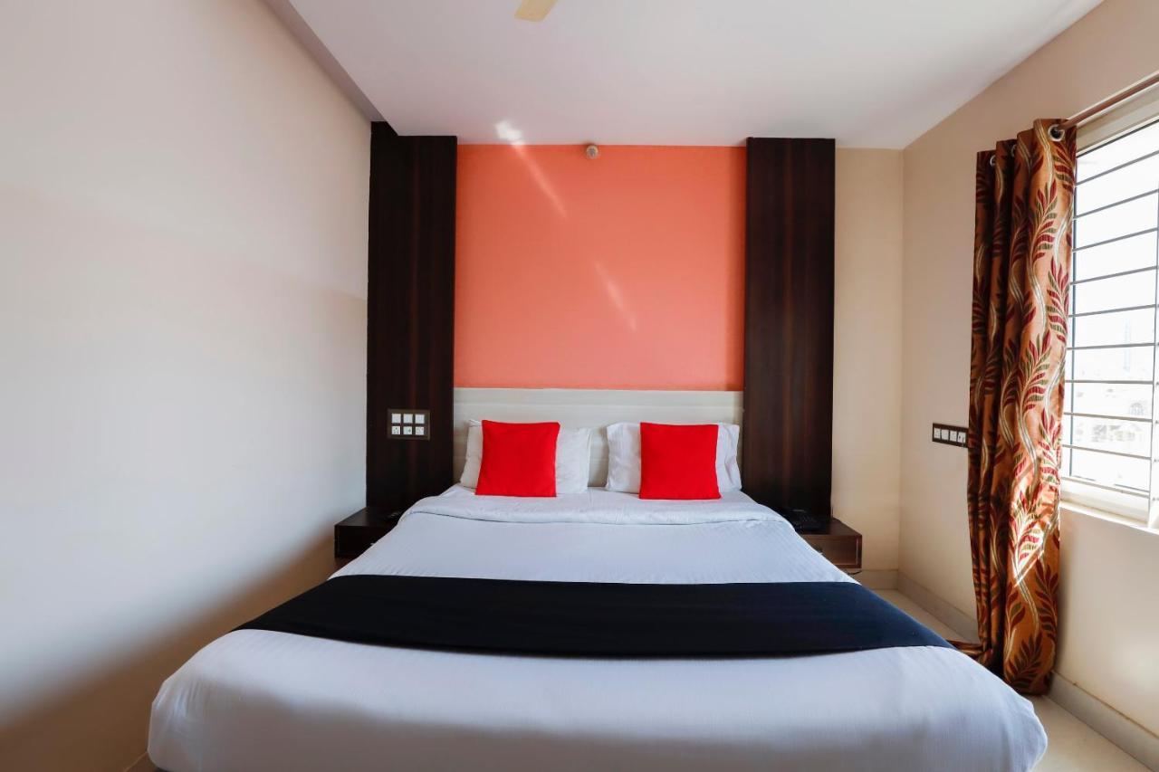 העיר בנגלור Capital O 70534 Habitat Suites And Rooms מראה חיצוני תמונה