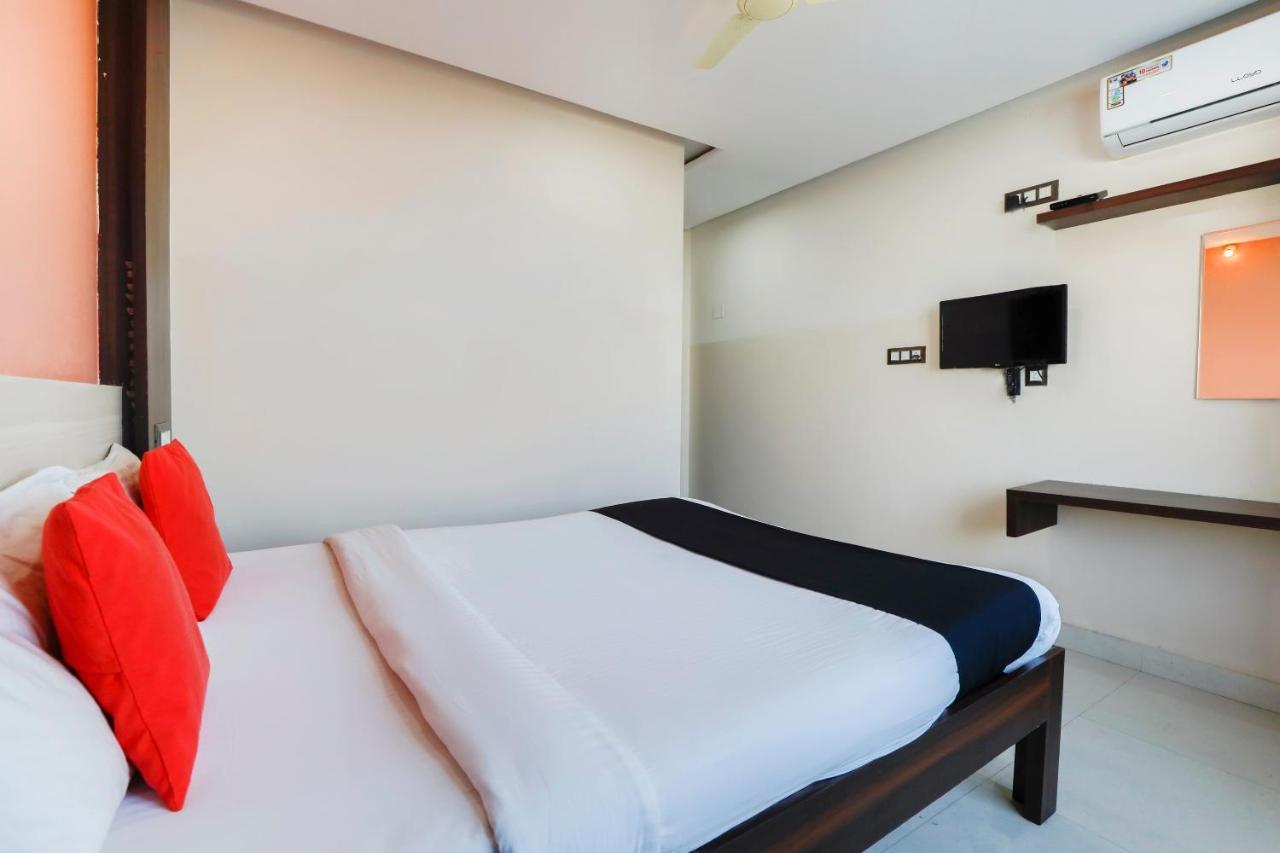 העיר בנגלור Capital O 70534 Habitat Suites And Rooms מראה חיצוני תמונה
