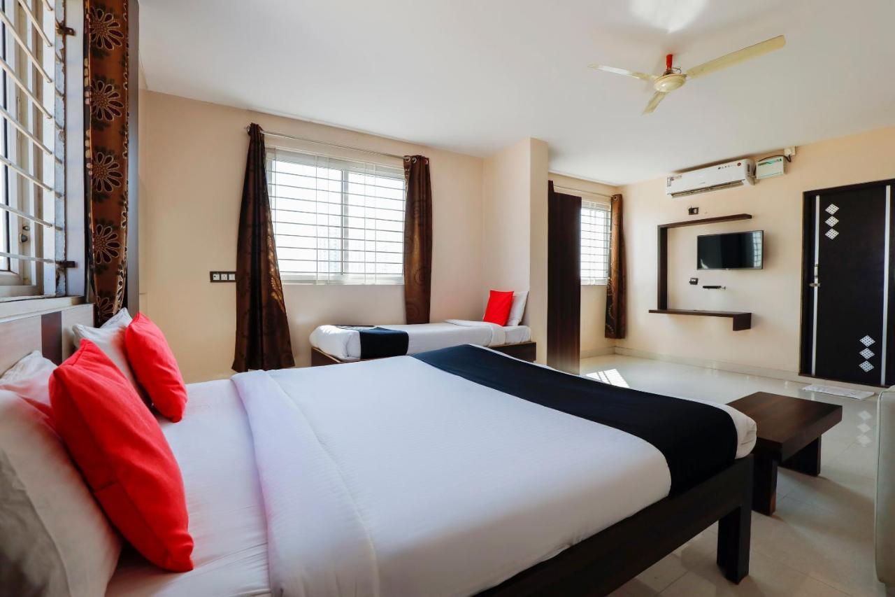העיר בנגלור Capital O 70534 Habitat Suites And Rooms מראה חיצוני תמונה
